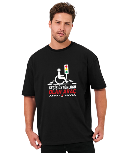Geçiş Üstünlüğü Olan Araç Oversize T-Shirt - Siyah